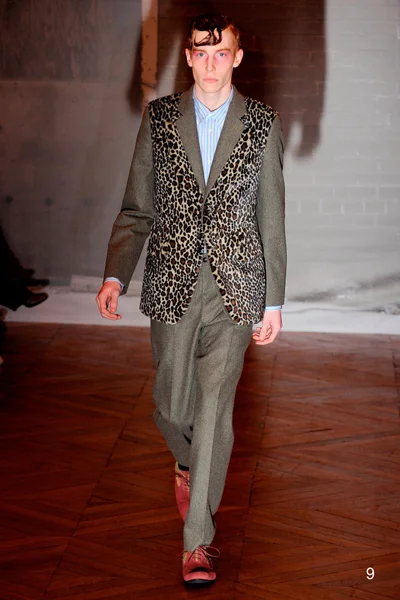 Look 9